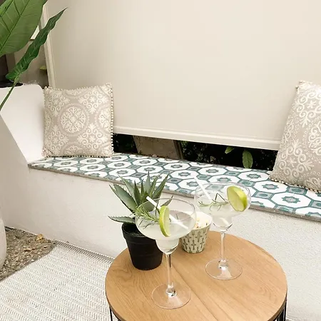 Rheinsicht Apartment By Lilianfeld Apartments * أونينغين