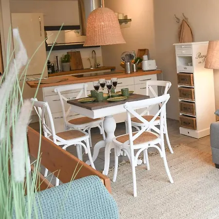 Rheinsicht Apartment By Lilianfeld Apartments Apartment Ohningen